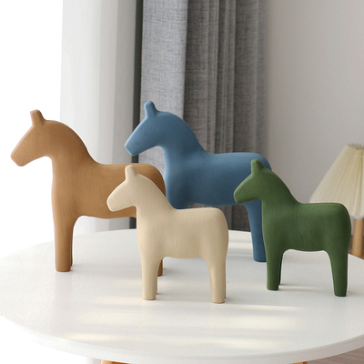 北欧木质小马摆件高颜值摆设