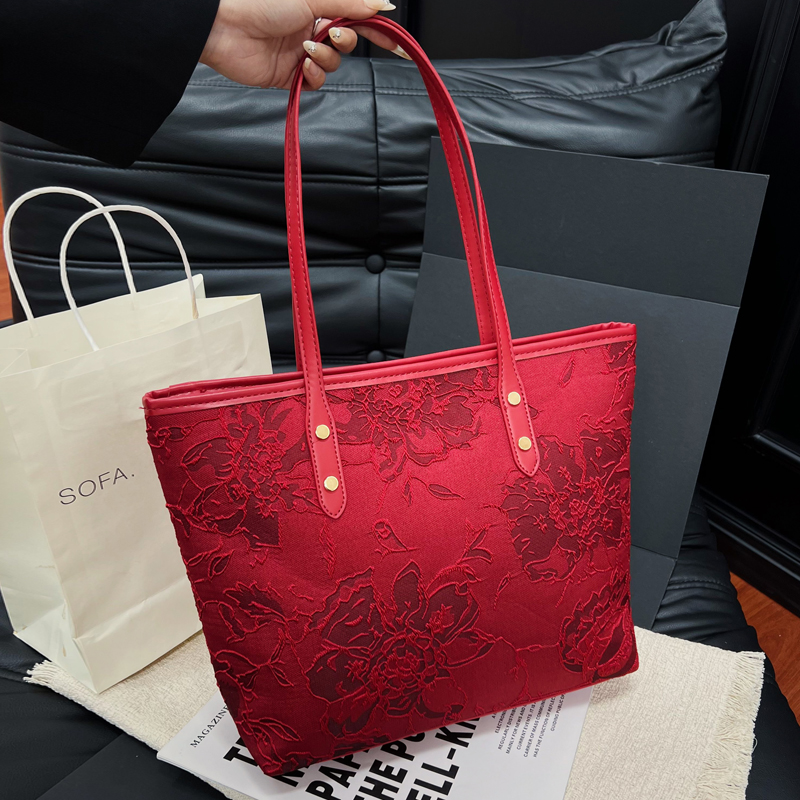 邦妮新中式红色结婚包刺绣托特包