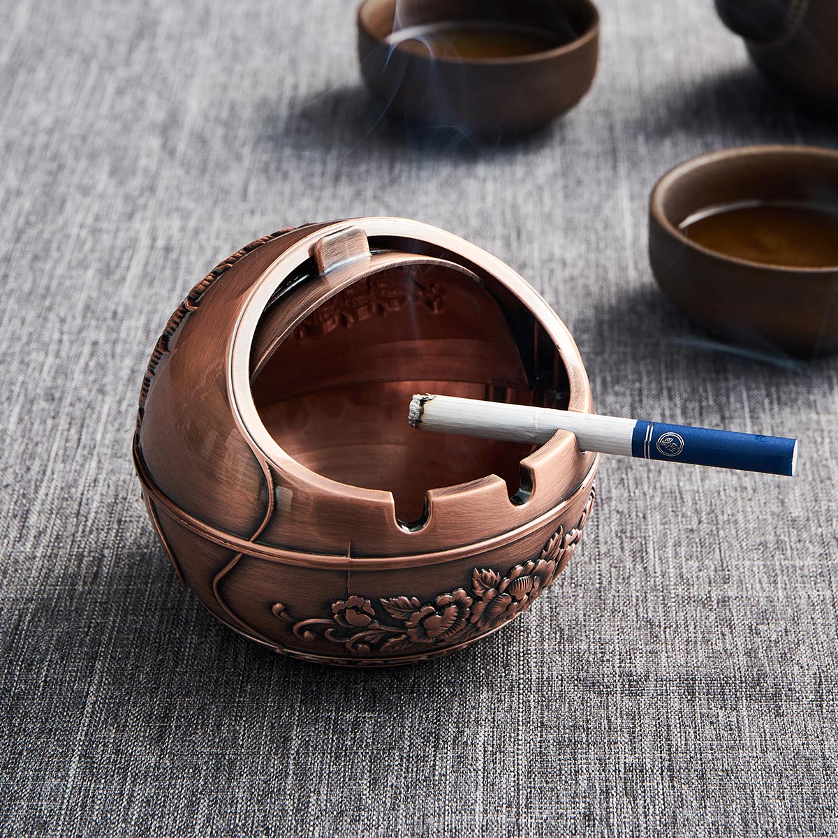 创意复古烟灰缸带盖子防飞灰中式家用客厅茶几装饰奢华Y高档有盖