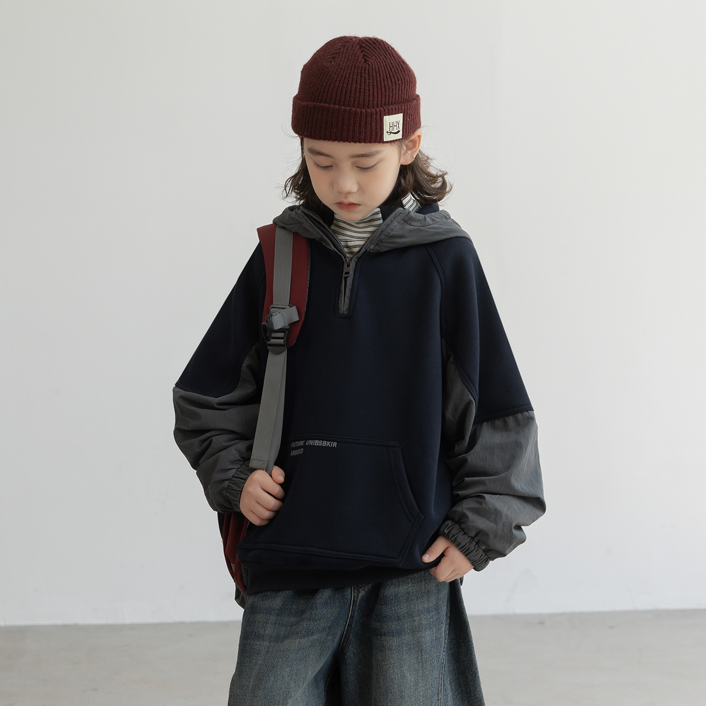 男童加绒卫衣秋冬款2025新款儿童装冬季一体加厚连帽上衣大童冬装