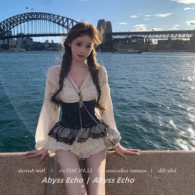 春季甜辣V领长袖收腰短裙两件套