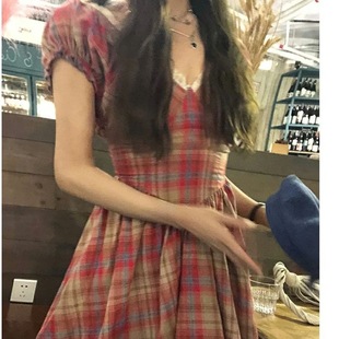 soolrok 松未韵一 法式小众两色显瘦洋装高级感V领泡泡袖短裙