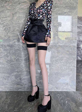 黑丝性感女吊带一体过膝情调长筒袜子红边黑色长筒丝袜吊带一体长