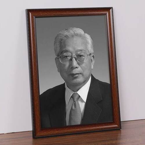 w1tr实木遗像制作老人相框遗照黑色a4a312寸摆台灵堂照片冲洗