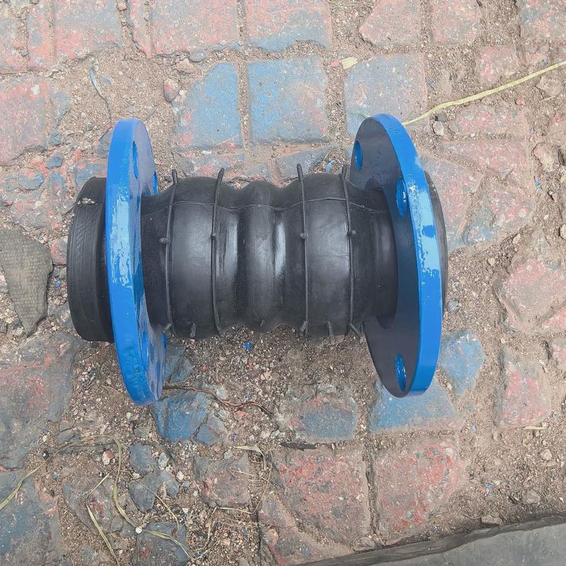 厂家供应变径橡胶软连接法兰橡胶膨胀节耐高温候减震耐腐蚀