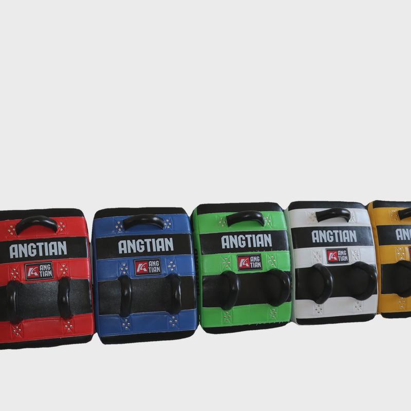 跆拳道脚靶后踢侧踢靶子弧形胸靶大脚靶散打拳击泰拳训练弯靶靶