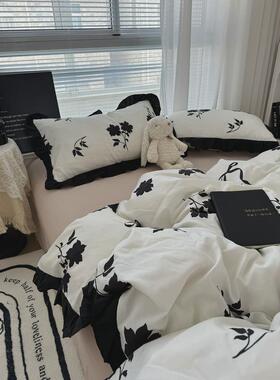 1vpr复古赫本风黑色花边手绘学生水洗棉四件套被套床笠小花床单三