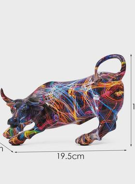 创意水转印装饰彩华尔街牛摆件工艺品树脂家居客厅玄关桌面炫