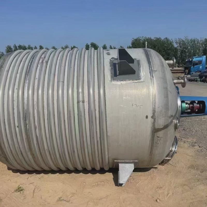 销售不锈钢反应釜304/316l釜内外盘管反应罐搅拌罐外盘管应材质