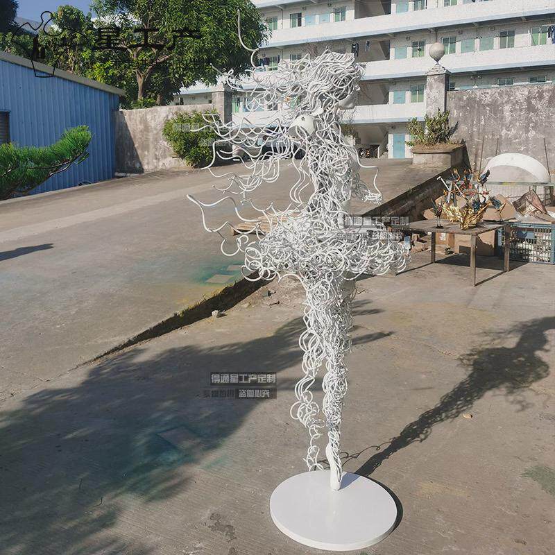 售楼处景观跳舞不锈钢抽象芭蕾装饰蹈者少女金属地产水景园林雕塑