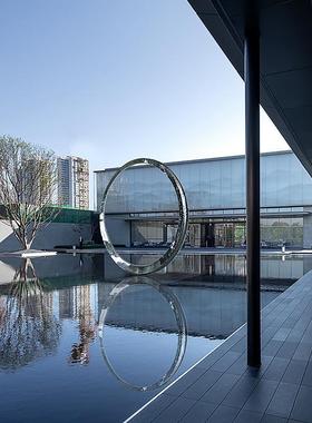 源头厂家户外大型抽象广场小品水景园林景观月亮圆环不锈钢雕塑