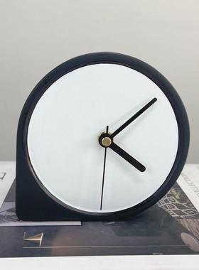 简约床头创意钟家用台式坐钟静音桌面座钟时尚台面摆件桌面时钟