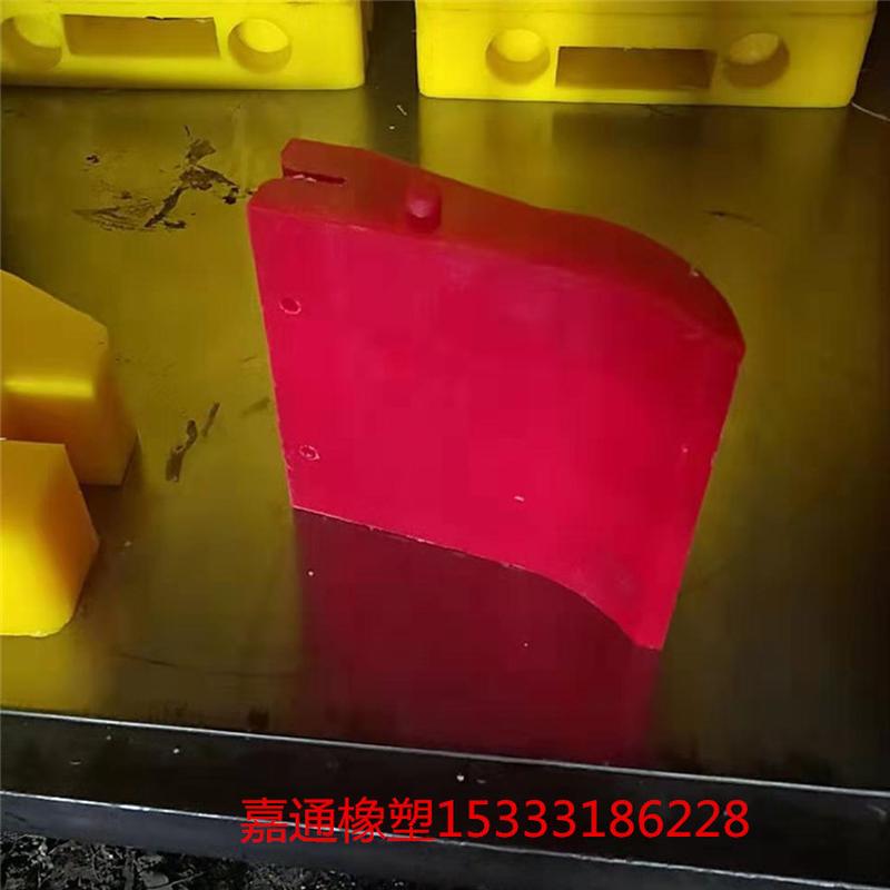 厂家定制聚氨酯刮板输送带清扫器刮刀多种聚氨酯制品