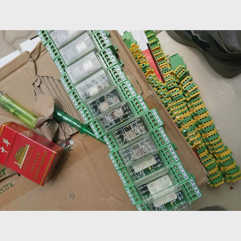 议价全新安装过，拆机，没通过电，菲尼克斯正品继电器，295235