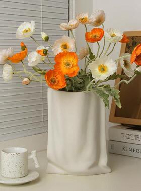 贝汉美奶油风陶瓷花瓶高级感居客厅插花玄关桌面装饰品纸袋花器