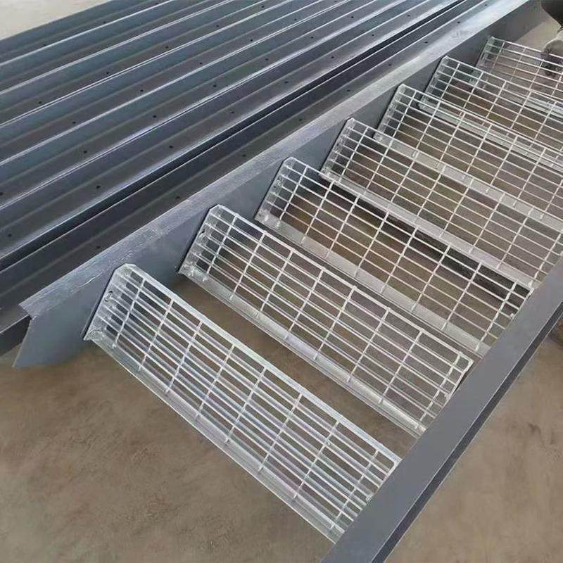 造船厂钢格栅防滑踏步钢格板热镀锌排水格栅电力光伏走道网格盖板,基础建材,排水沟槽/盖板,淘宝优惠券,粉丝福利购,淘宝优惠卷