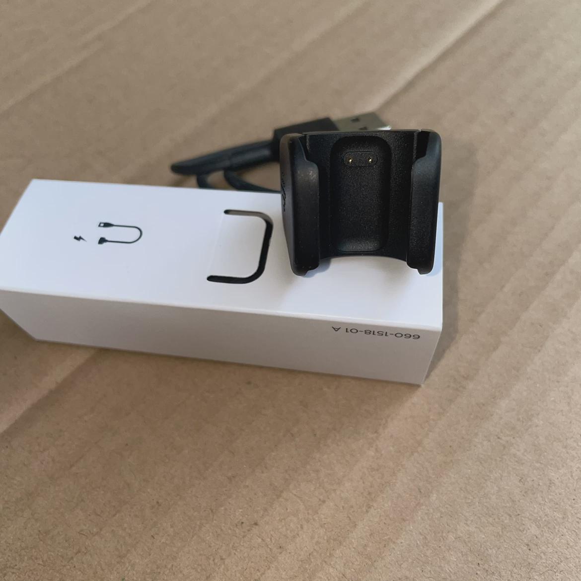 原装Fitbit charge3/charge4智能手环充电线电源线充电底座充电器