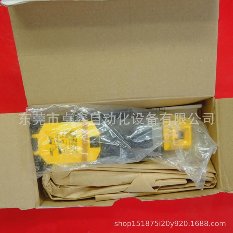 570000皮尔磁全新开关安全psenme1s/1as议价