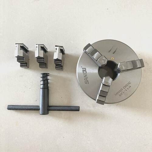 小车床三爪卡盘四爪自定心卡盘联动卡盘100mm125mm卡盘四爪单动
