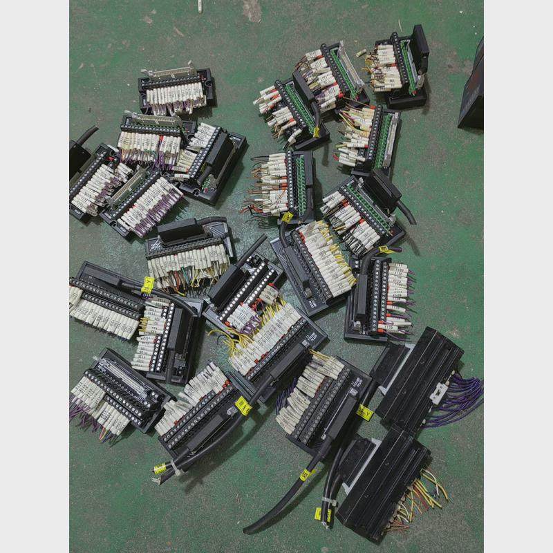 议价QITAI端子台QMT008六个，QMT009五个 ，QMT