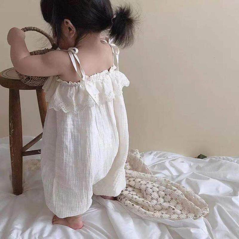 INS款夏款婴幼童吊带哈衣女宝宝花边韩风吊带连体裤
