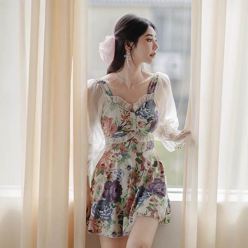 高级油画泳衣女连体裙式长袖保守时尚高级显瘦连体泡温泉2025新款