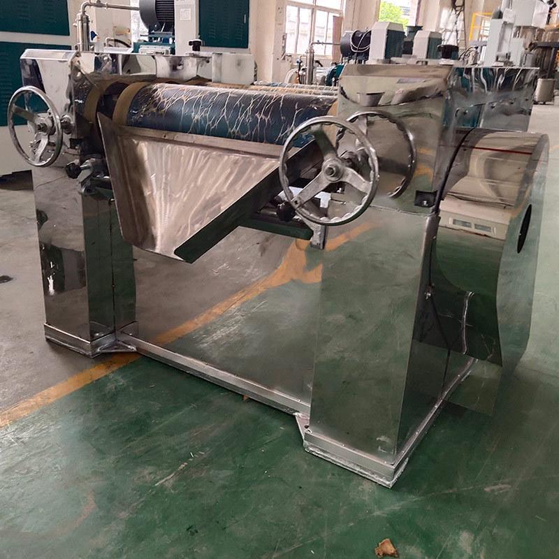 厂家直销供应260三辊机不锈钢高粘度铅笔涂料辊三油漆研磨机