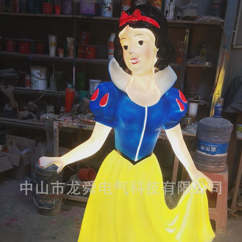 玻璃钢雕塑白雪公主和七个小矮人卡通人物创意户外大型景观摆件