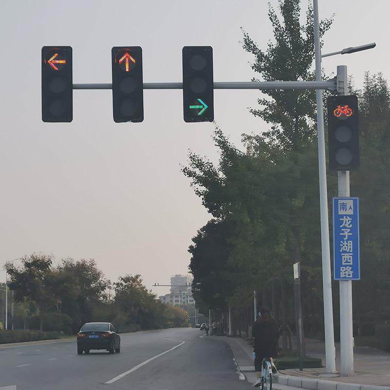 厂家批发信号灯交通镀锌杆道路红绿灯杆十字路口交通指示杆