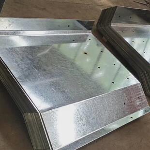 桥梁工程伸缩缝遮板外墙变形缝护盖板不锈钢栏板镀锌钢遮板