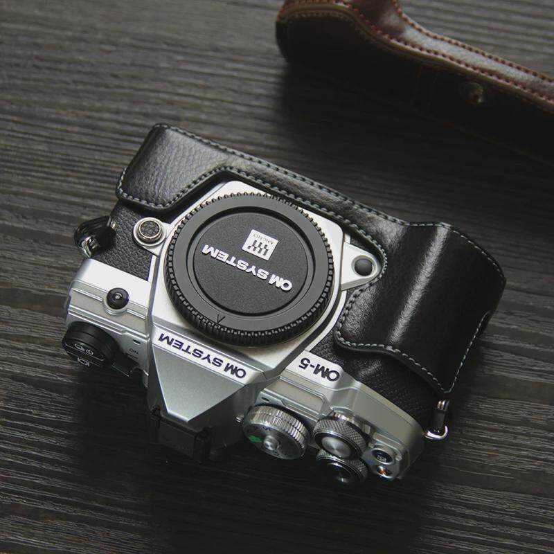 适用奥林巴斯em-5markiii三代相机包半套om5皮套底座em5ii二代