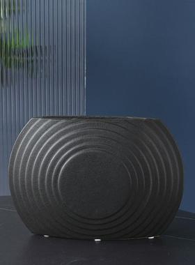 现代简约白色扁摆设陶瓷软装饰品摆件条纹创意花器工艺品花瓶