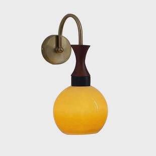 2022新款复古卧室壁灯设计师古风焦糖色木艺中创意客厅阳台灯具