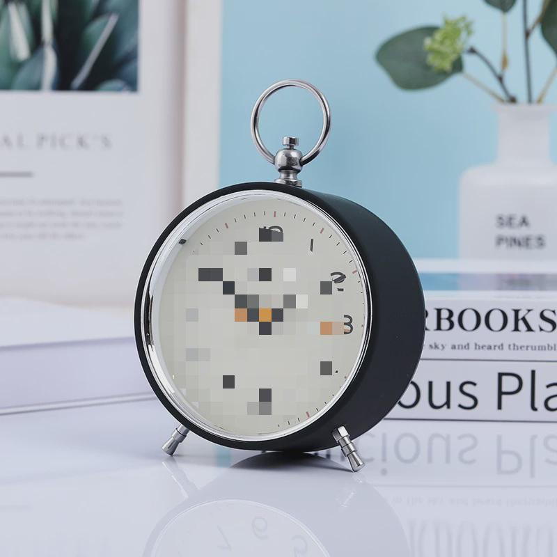 轻奢复古欧式闹钟创意桌面摆饰静音台钟罗马字床头台式复古小新品