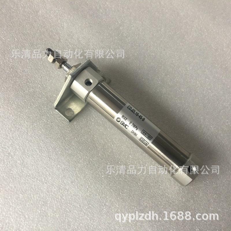 全新smccj2l10-65707580859095100125150160气缸迷你