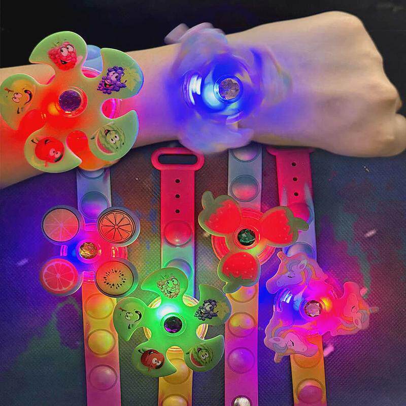 인터넷 연예인 모델 새로운 어린이 발광 자이로 시계 플래시 크리 에이 티브 자이로 팔찌 자이로 장난감 시계 어린이 작은