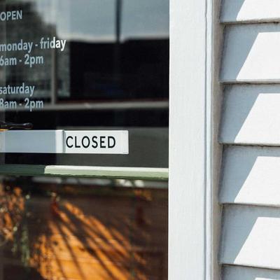 创意open标识牌营业中挂牌网红店close商店橱窗餐厅定制提示店铺