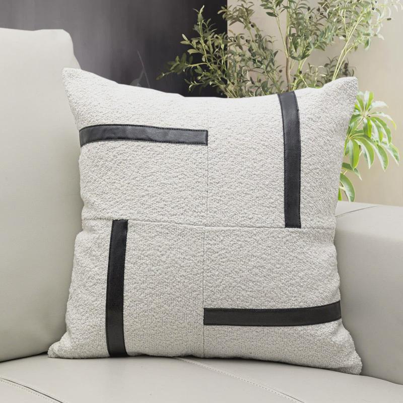 简约现代客厅沙发抱枕米白色圈绒贴黑色pu靠枕轻奢样板间创意靠垫