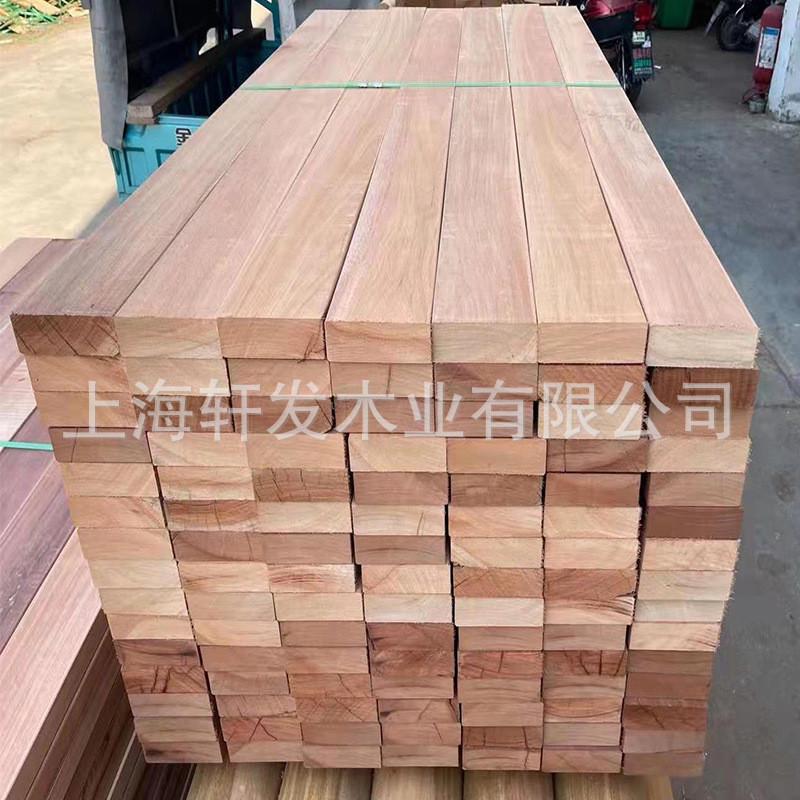 定制菠萝格防腐木地板露台立柱防腐木方户外凉亭木栈道扶手枕木板