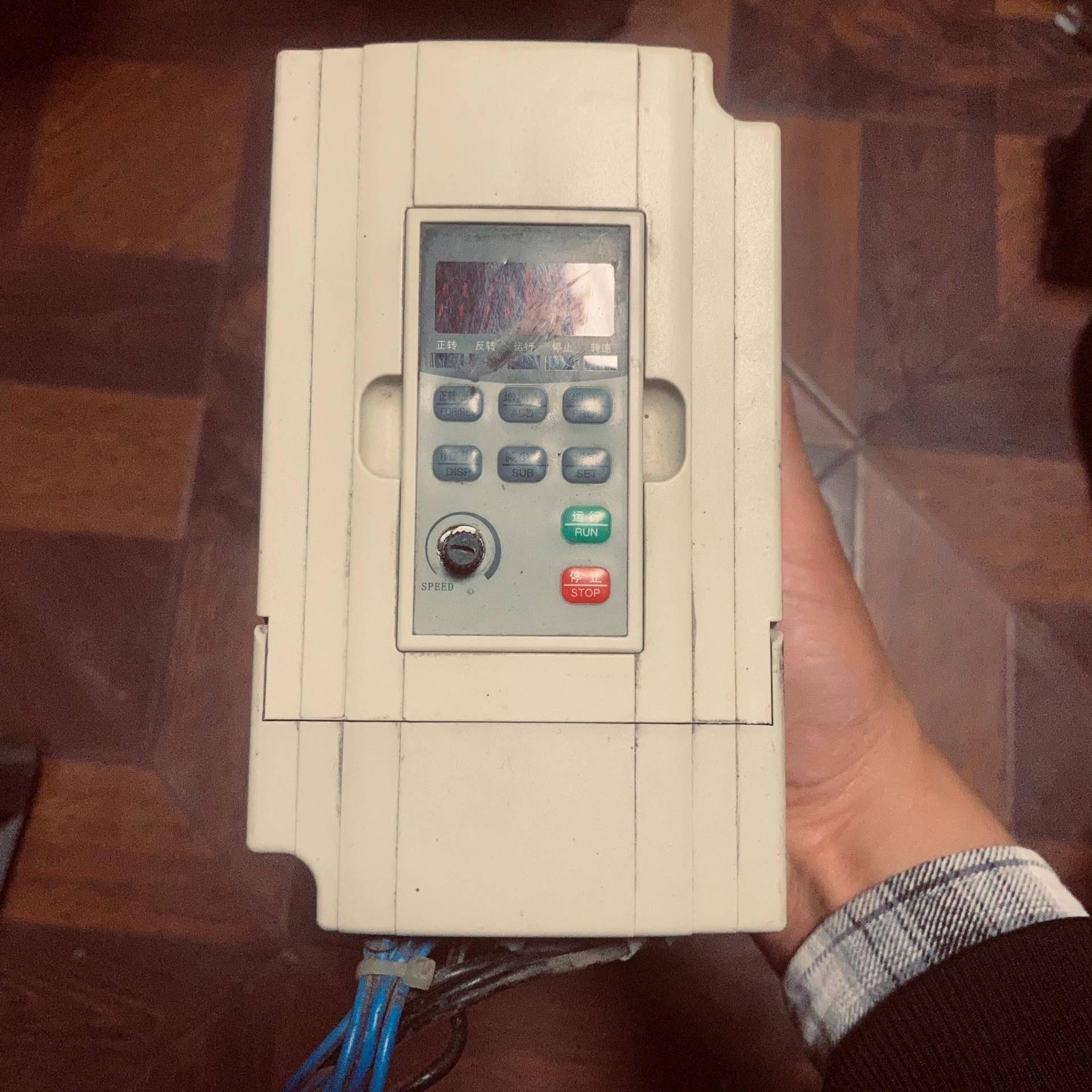 议价二手拆机变频器D1M-1.5S2-1A 成色如图 功能包好议价