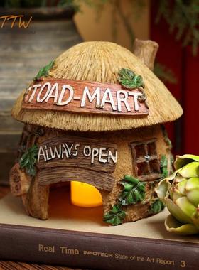 可爱童话风格蘑菇草屋装饰花园手绘摆件艺术烛台创意树脂家居礼物