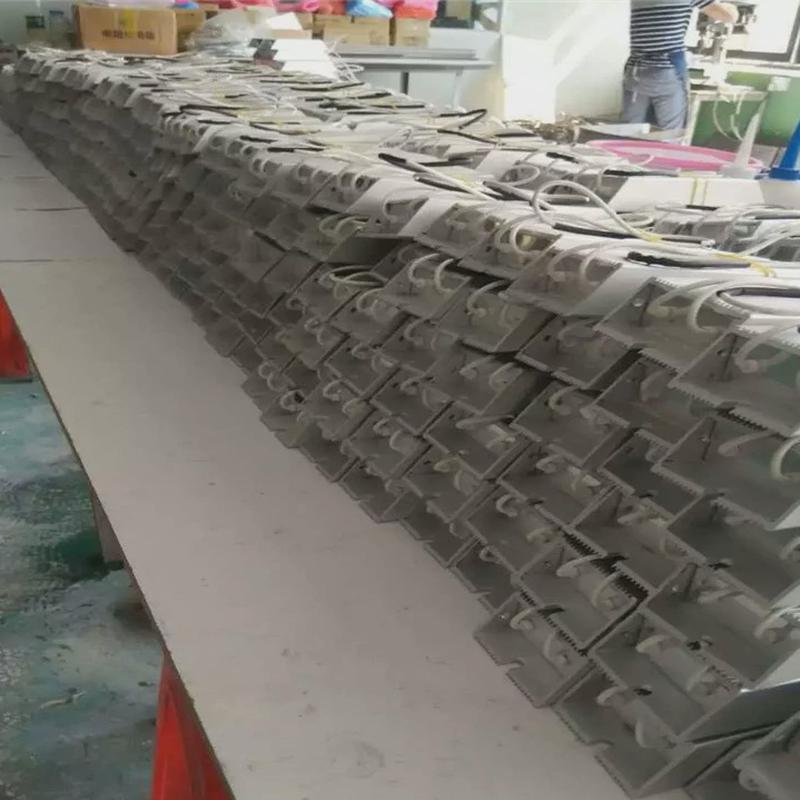 广东源头厂家直供梯形铝壳电阻现货电阻制动电阻400w刹车批发