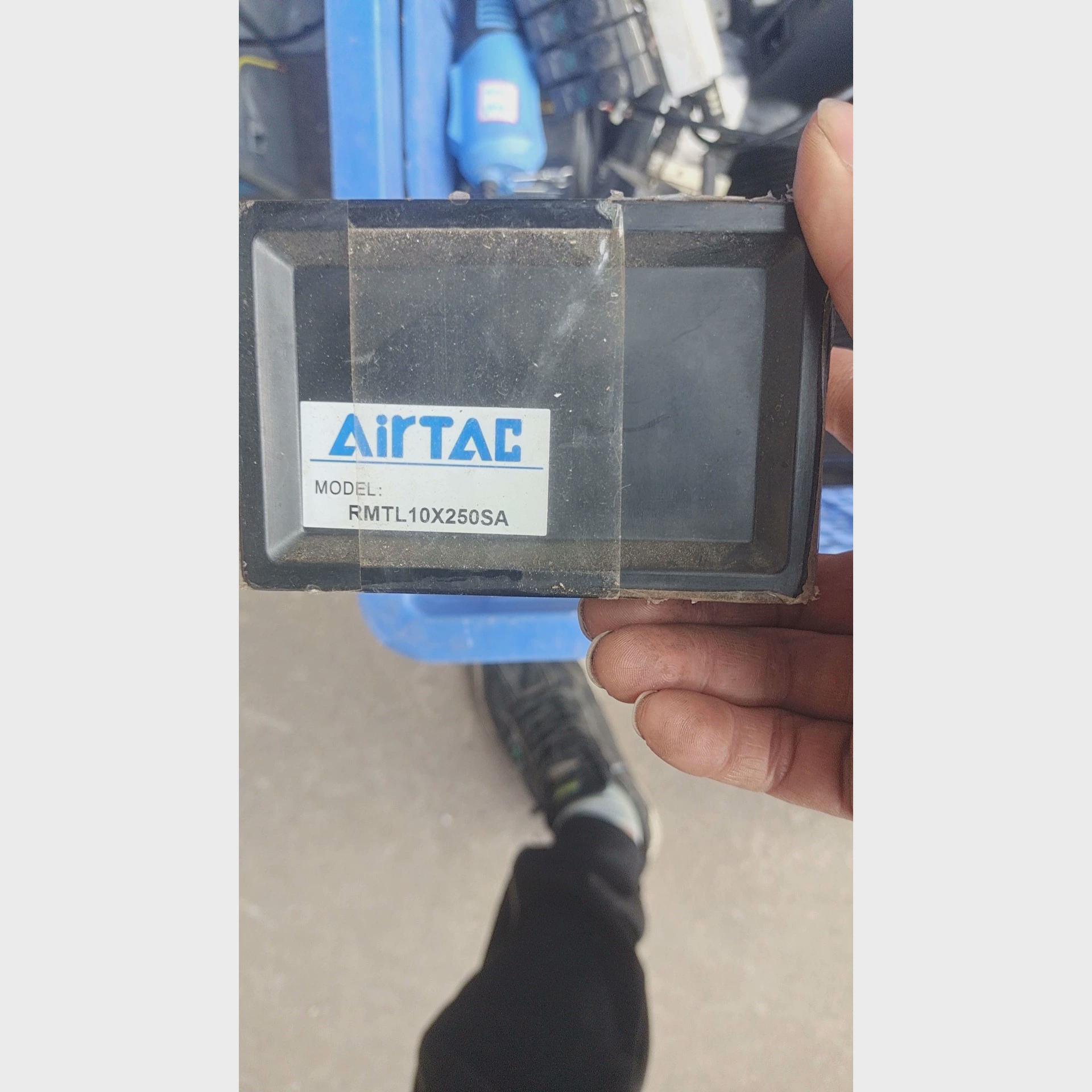 议价亚德客原装全新气缸RMTL10X250SA未拆,需要滴滴