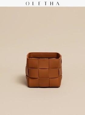 111v简约纯色皮革办公桌面玄关杂物遥控器化妆刷小收纳桶储