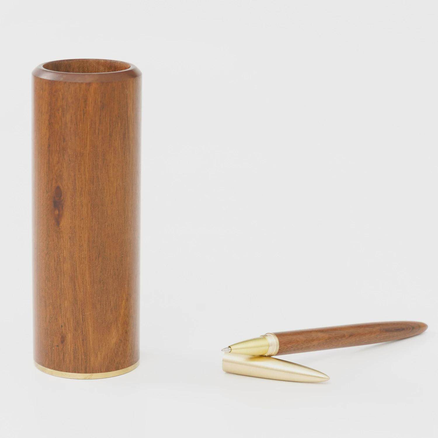 中国风品红简约商务会议伴手礼文创木笔筒镇尺烟灰缸文房四宝套装