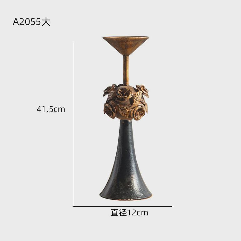 酒店餐厅氛围道具新款复古风拍摄摆件金属黑色花朵桌面装饰蜡烛台