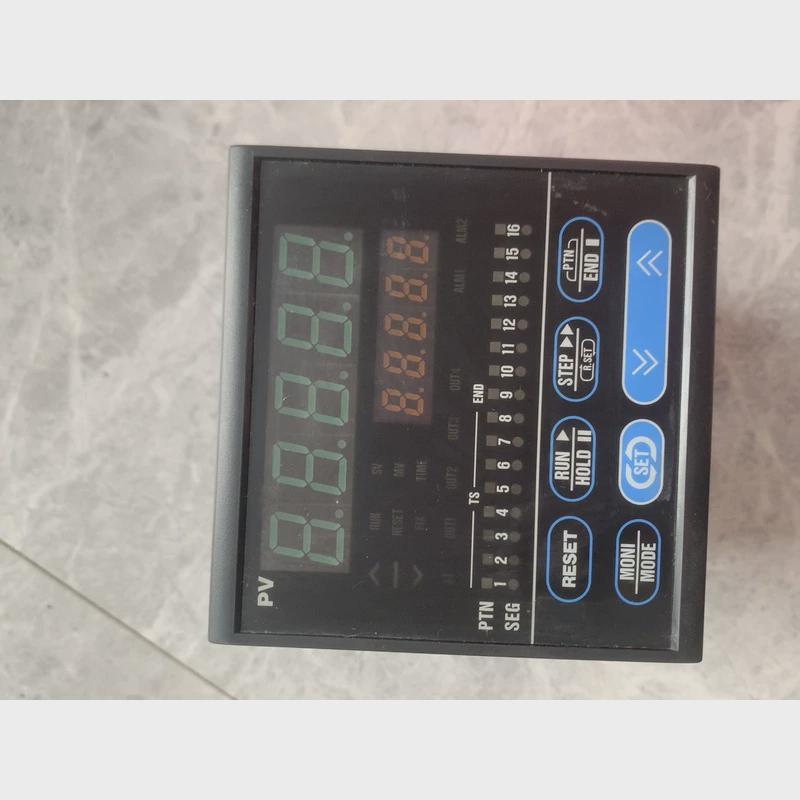 议价RKC日本温控REX-P300FK23-8N-4*D- N4