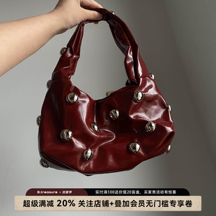 B.treasure酒红色铆钉手拿包女小众设计感亮面褶皱甜酷辣妹手提包