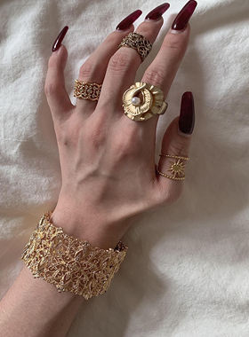 B.treasure花朵蕾丝开口手镯戒指