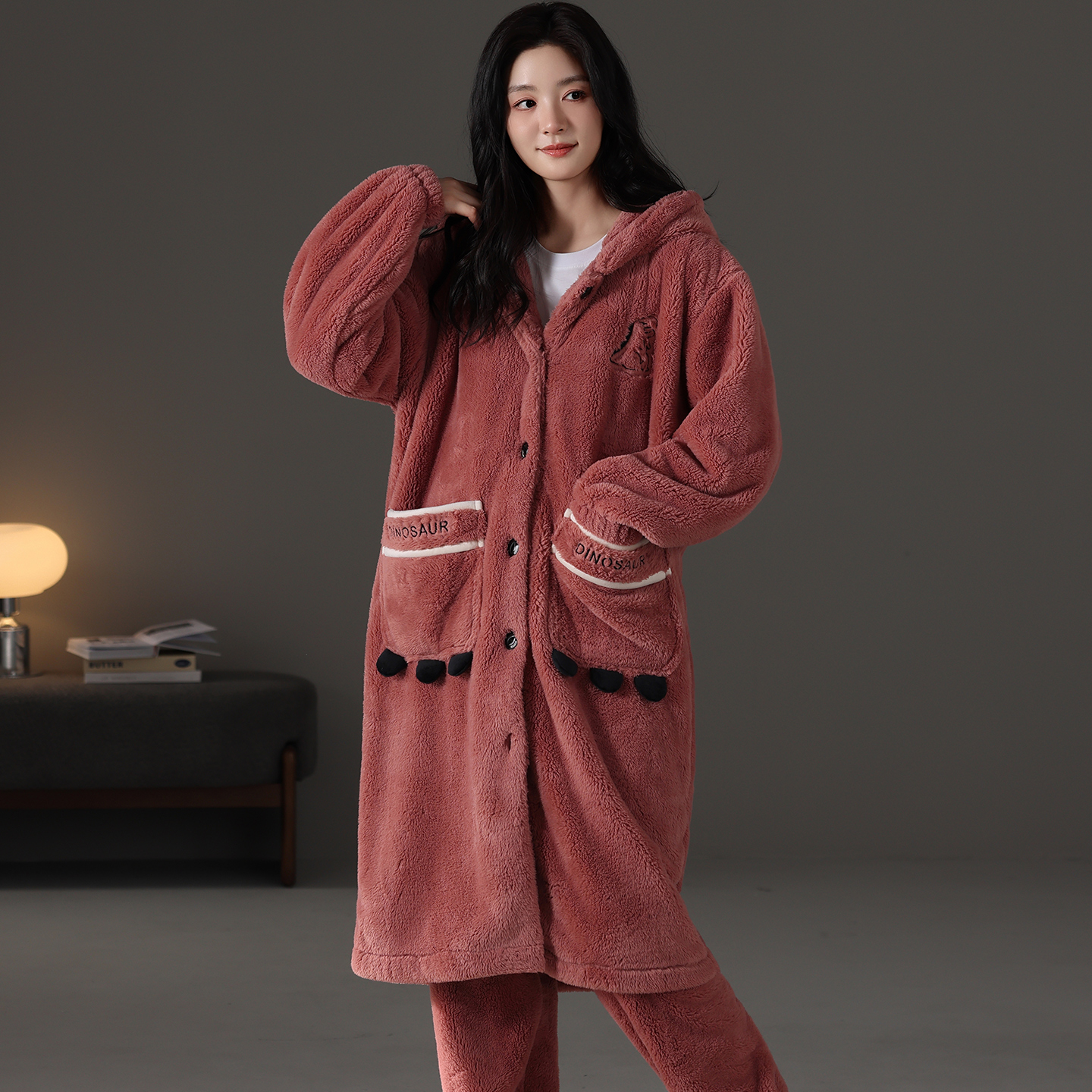 秋冬款长袖珊瑚绒女士长款睡袍睡裤套装加厚加绒连帽家居服可外穿